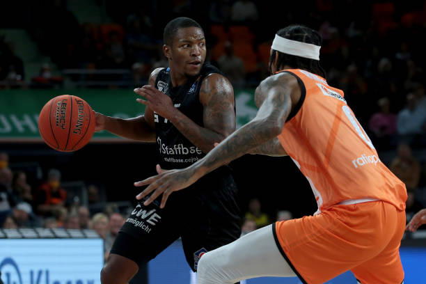 处于白热化 处于白热化