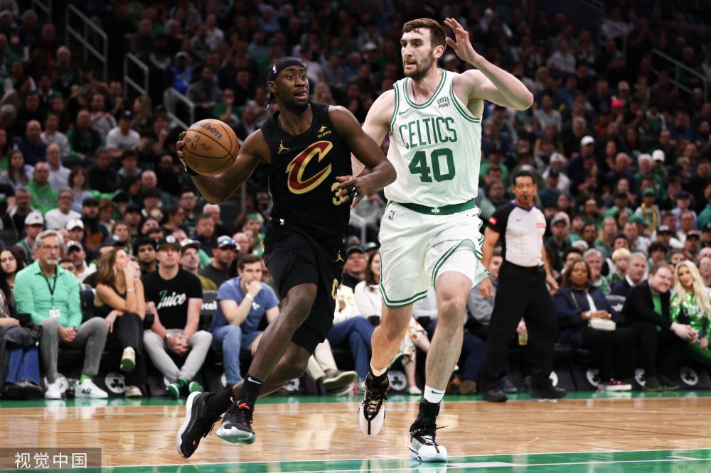 国西南部的 国西南部的